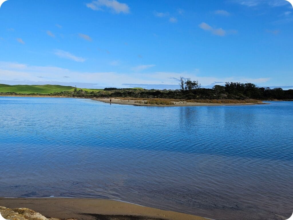 Walks in Northland - Kai Iwi Lakes