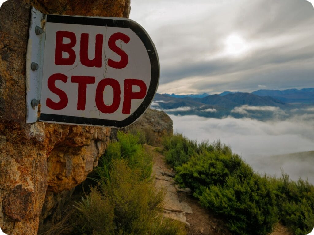Woolshed Creek Hut - Bus Stop